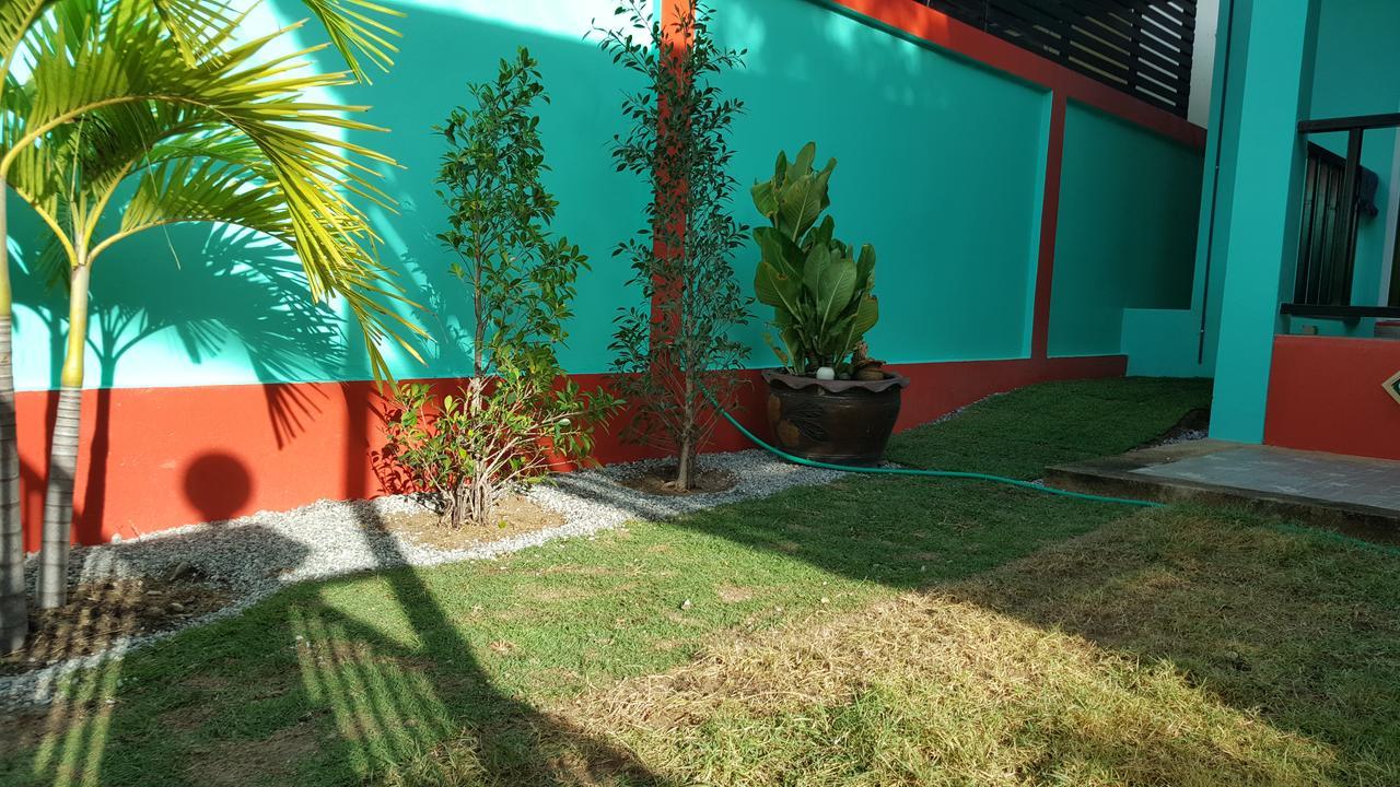 Hotel Baanpak Soi 102 HHQ Exteriér fotografie